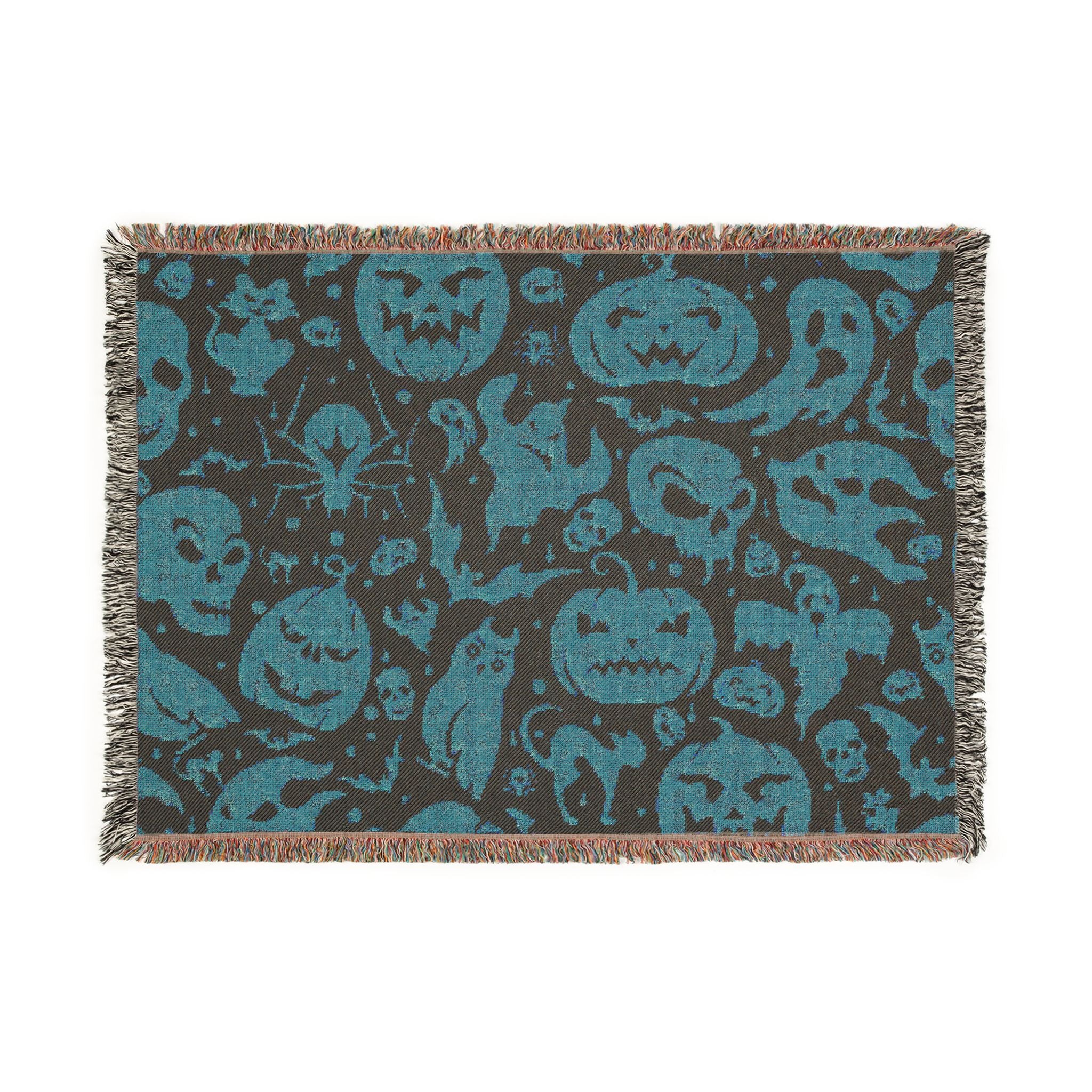 Halloween Jack-O'-Lantern Woven Blanket — Cozy Spooky Throw for Fall Decor